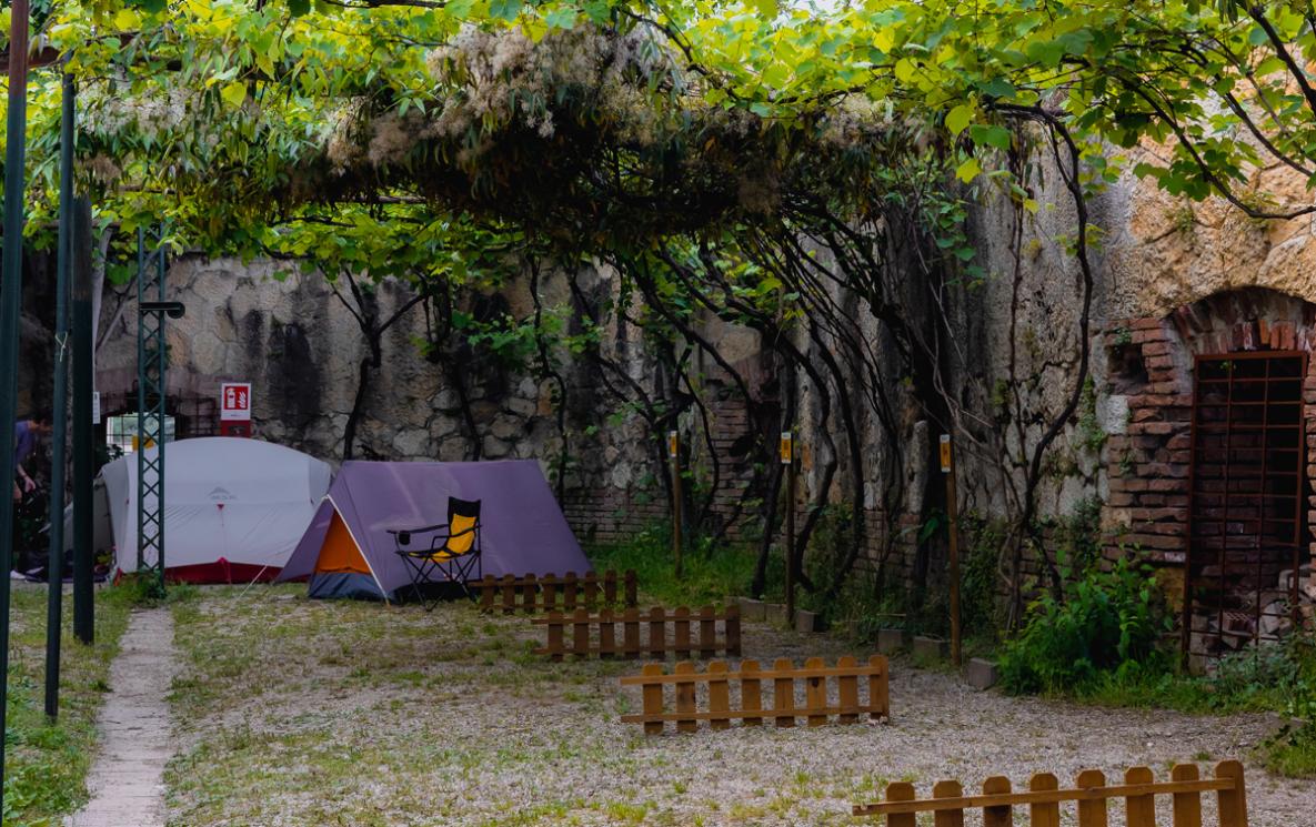 campingcastelsanpietro en campsite-verona 010